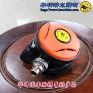 探索潛水世界 必備設(shè)備與華成潛水呼吸器的優(yōu)勢(shì)